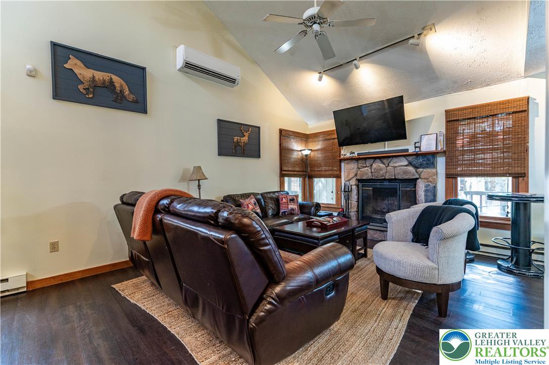 412 Hickory Drive
