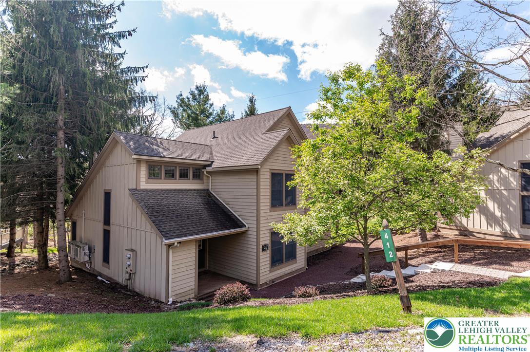 412 Hickory Drive