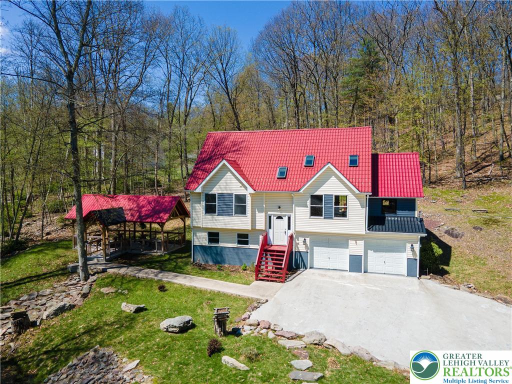 57 Lake Lane