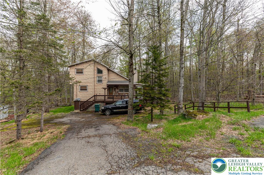 1328 Winding Way