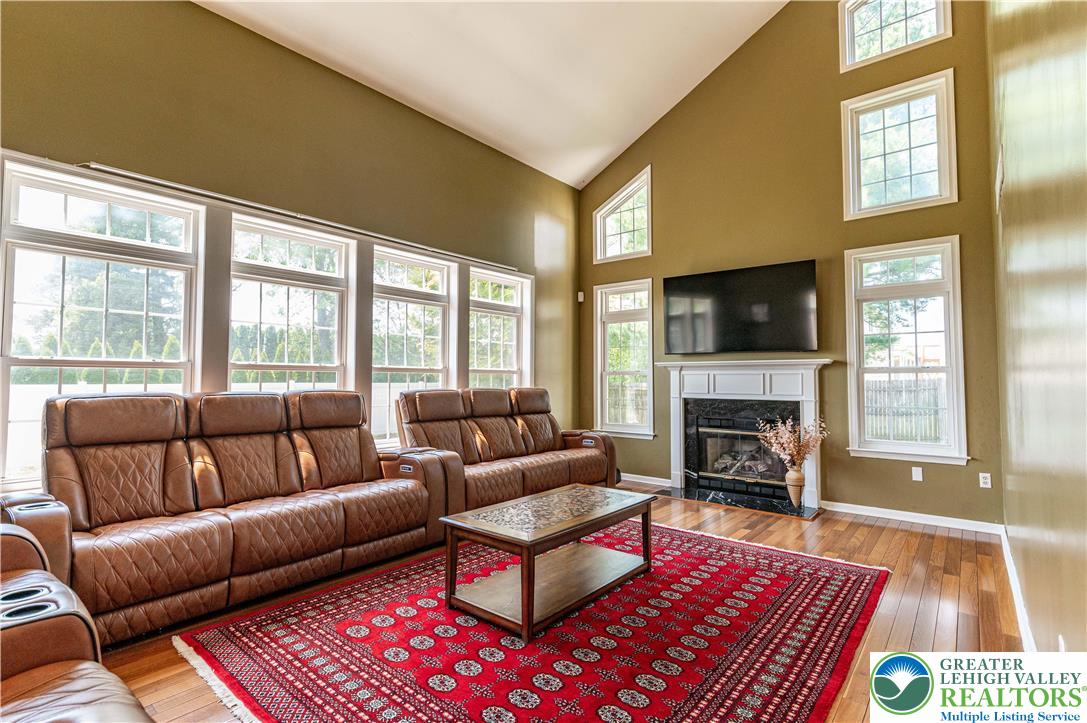 1410 Lorton Drive