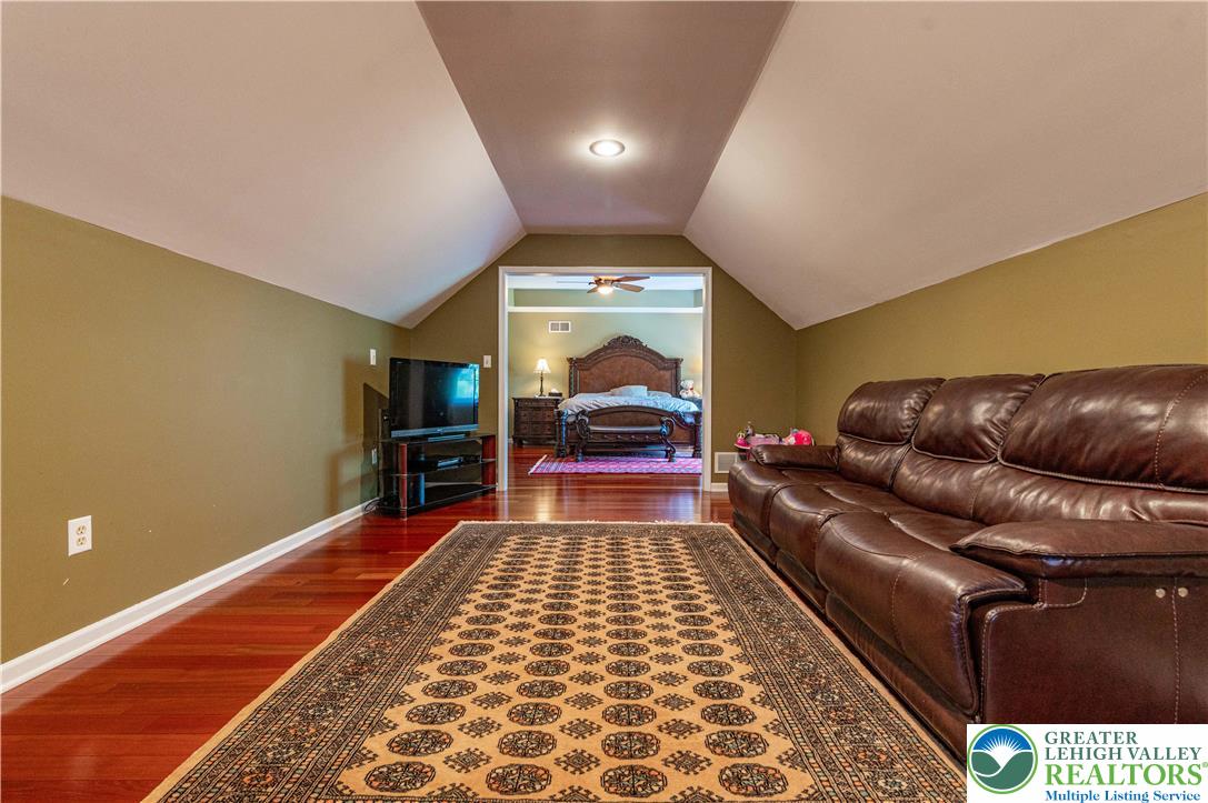1410 Lorton Drive