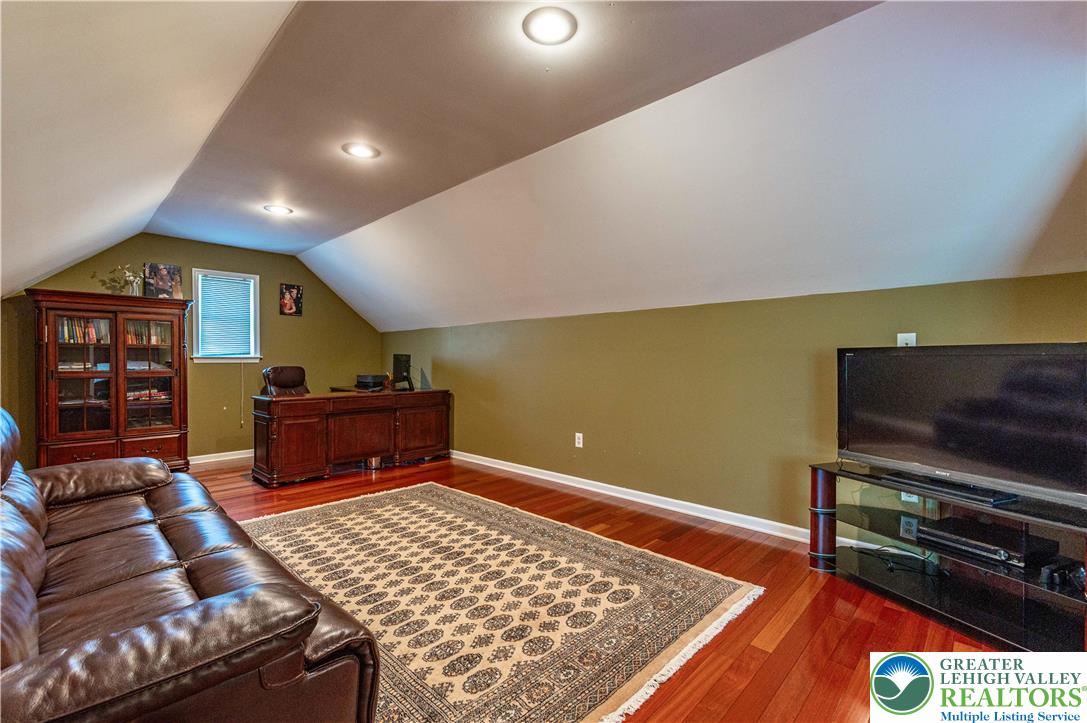 1410 Lorton Drive