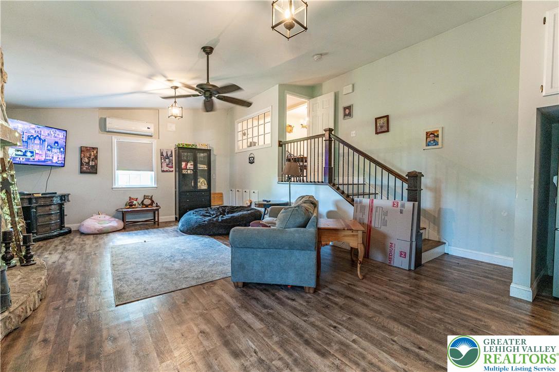 518 Bauer Road