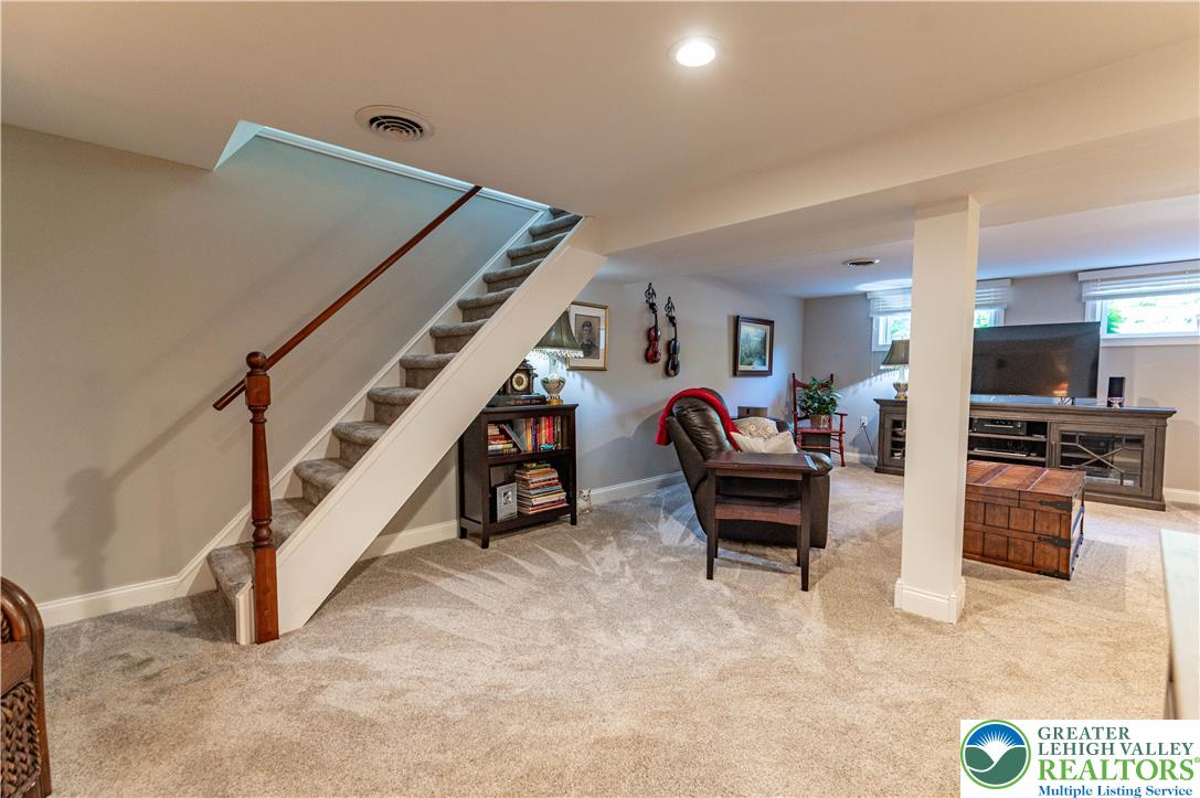 116 Oxford Drive