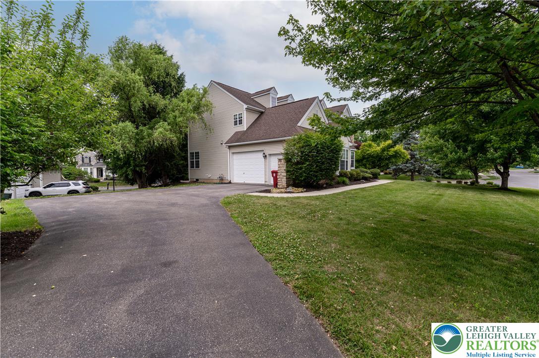 780 Ramblewood Drive