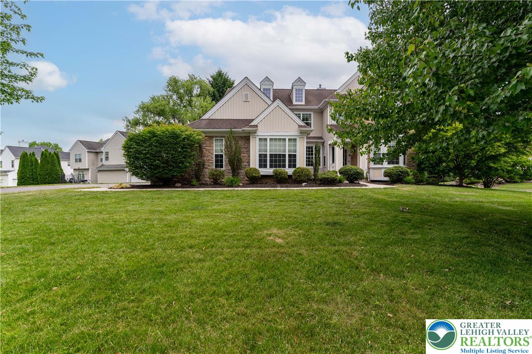 780 Ramblewood Drive