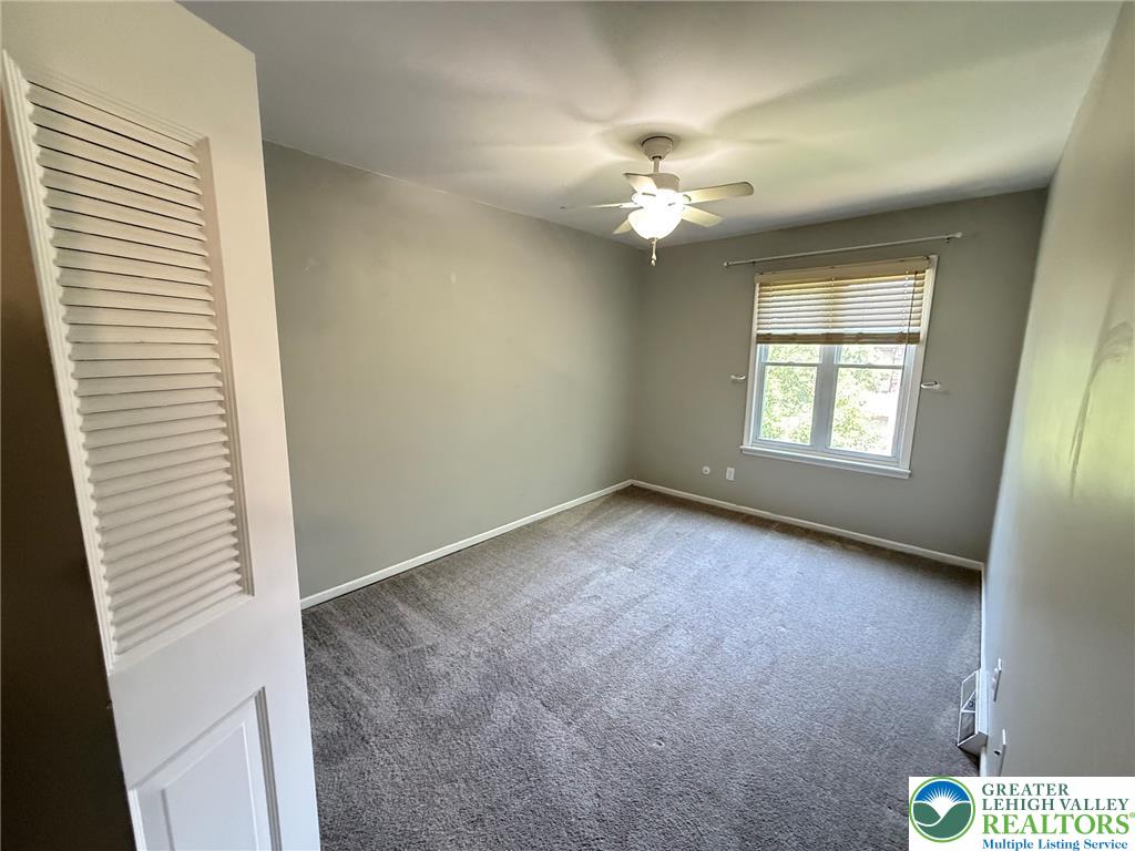 1717 Redwood Court
