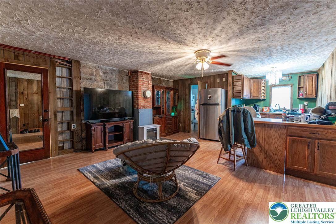 2485 Hieter Road