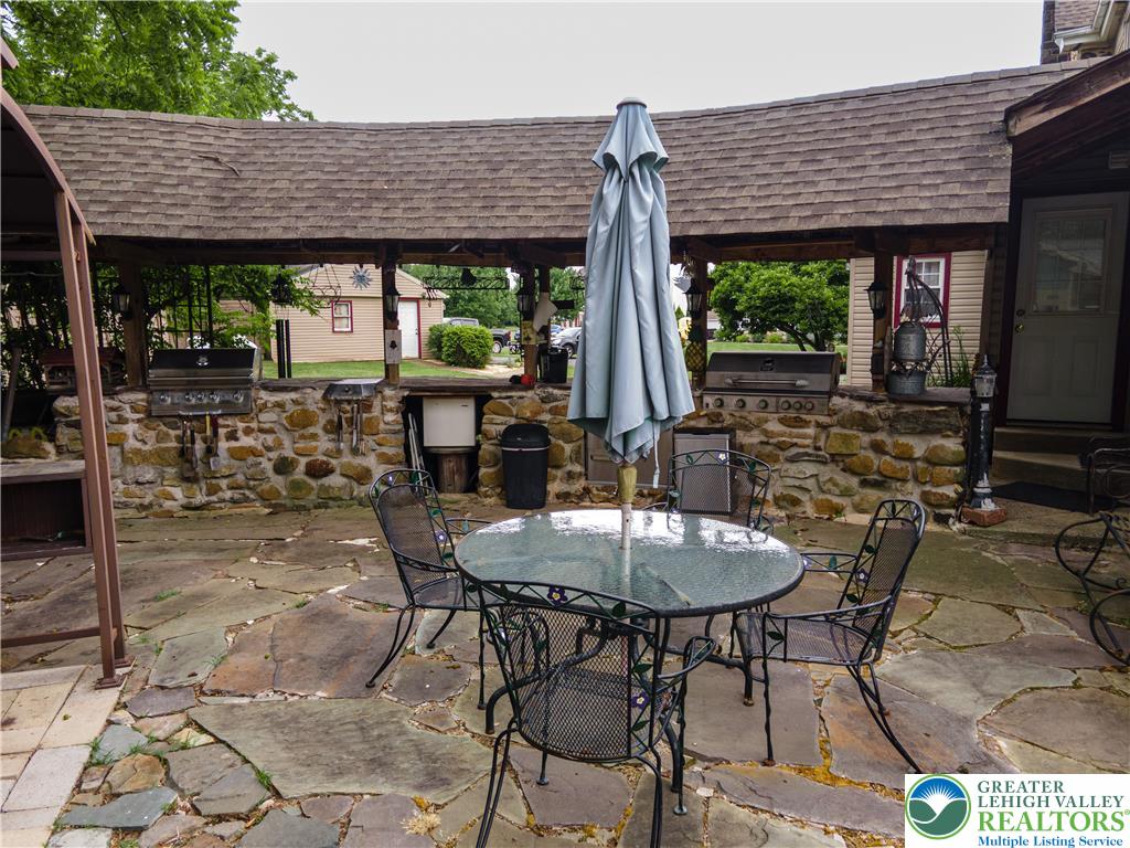 2485 Hieter Road