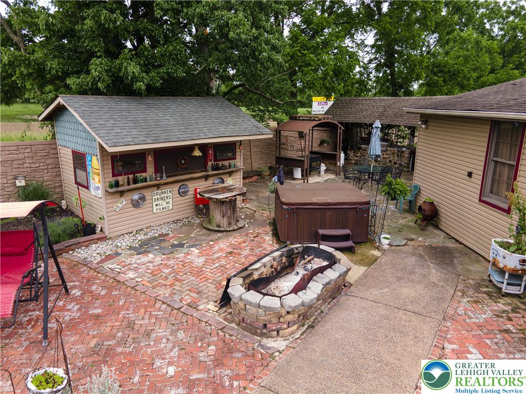 2485 Hieter Road