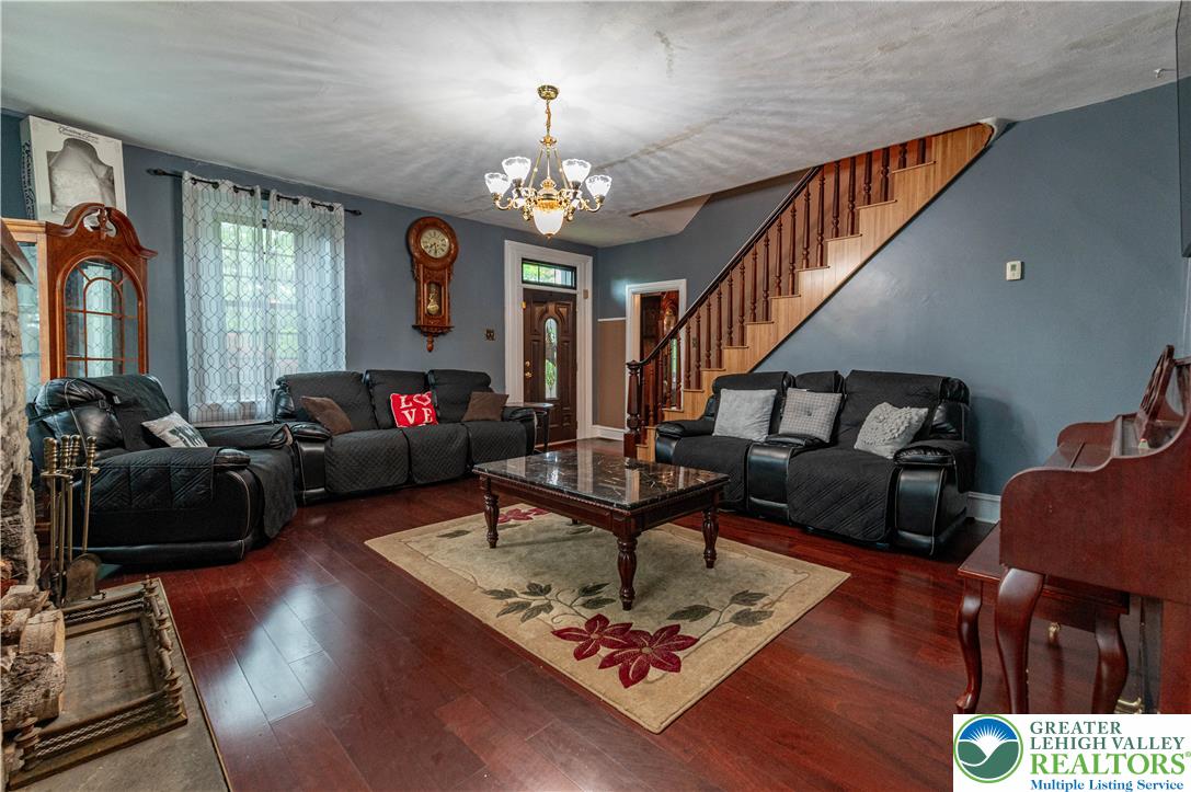 2485 Hieter Road