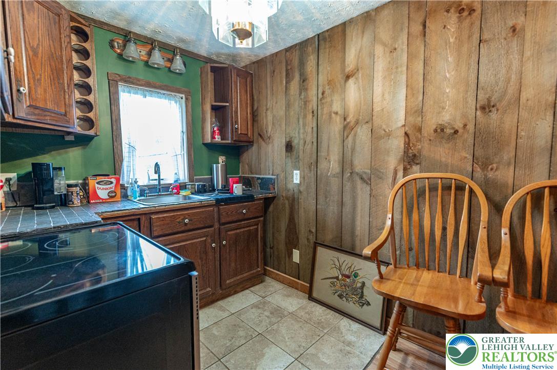 2485 Hieter Road