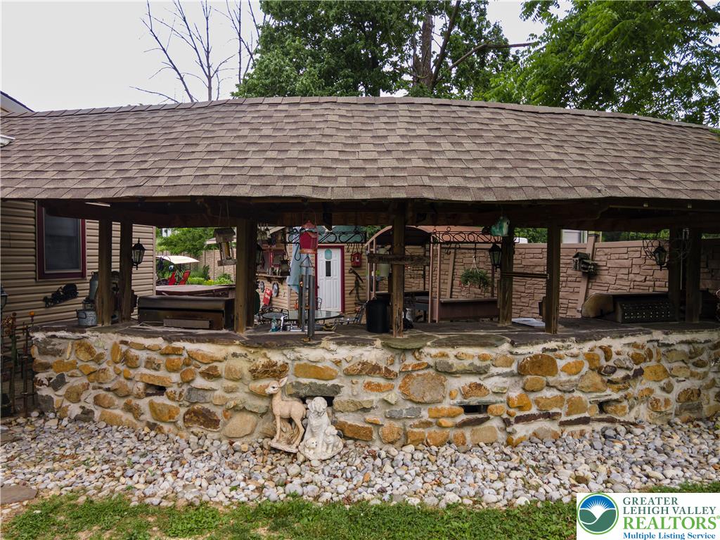 2485 Hieter Road