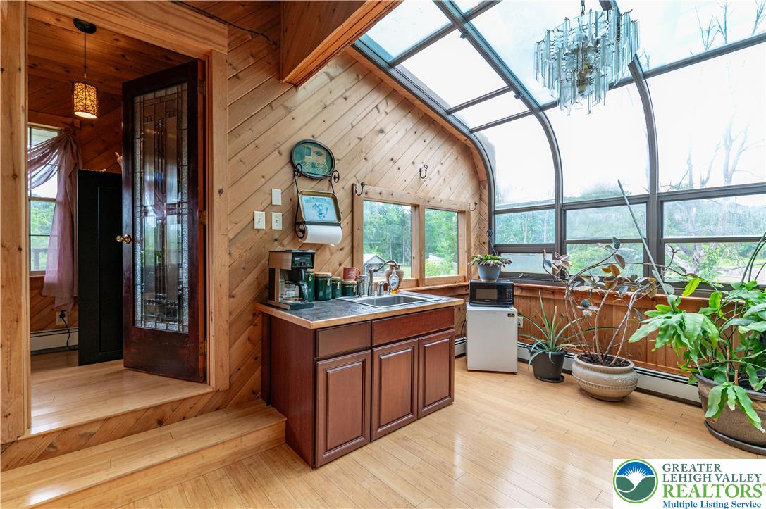 2485 Hieter Road