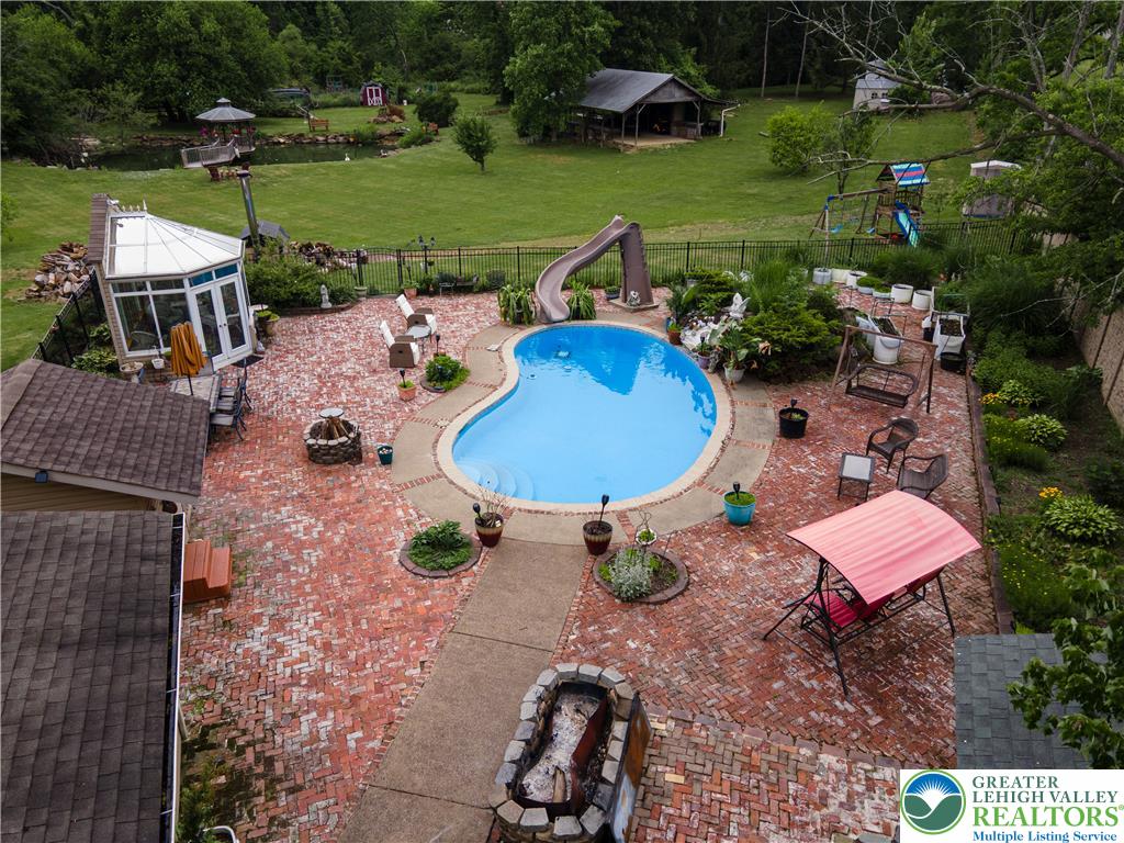 2485 Hieter Road
