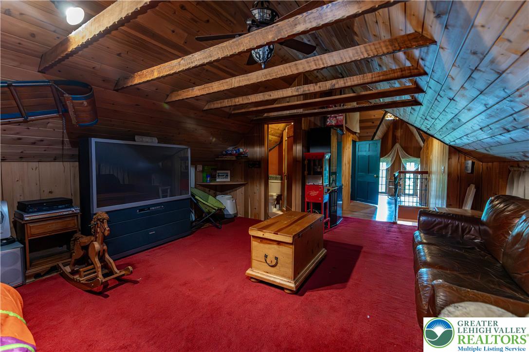 2485 Hieter Road