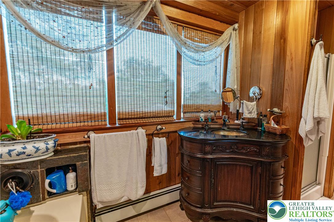 2485 Hieter Road