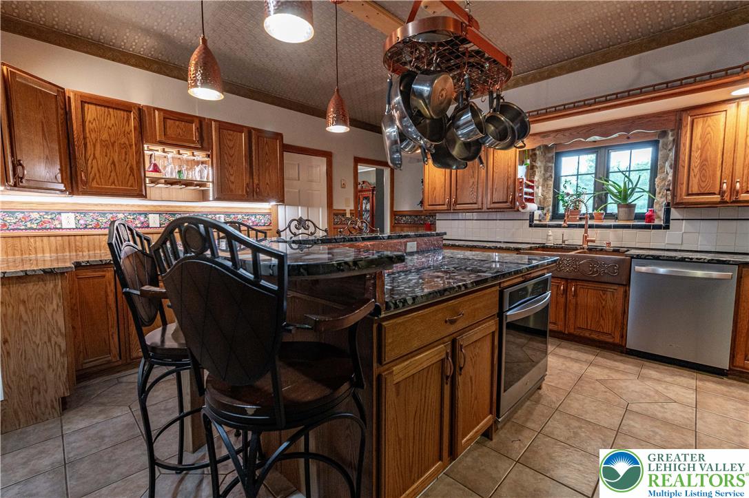 2485 Hieter Road