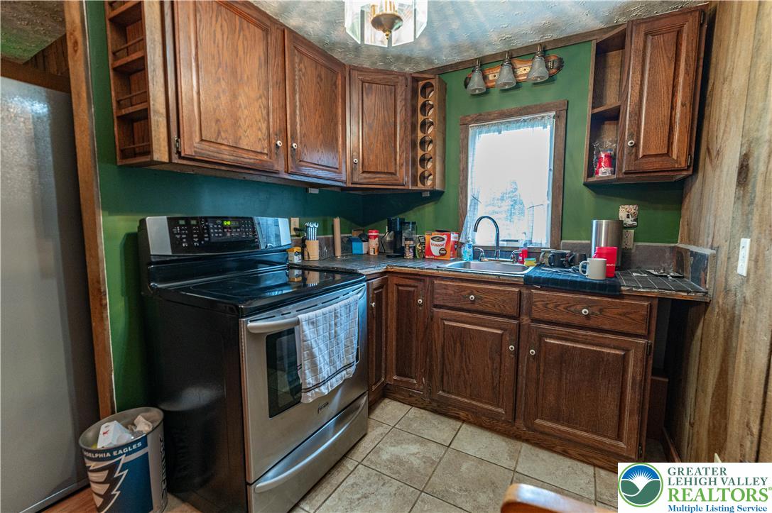 2485 Hieter Road