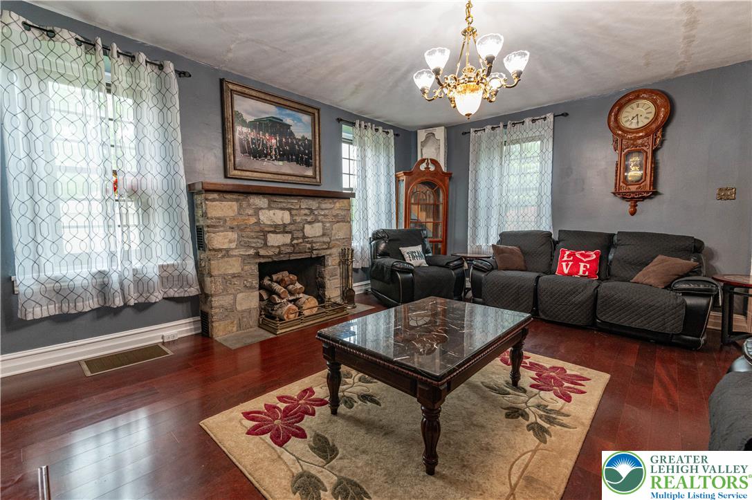 2485 Hieter Road