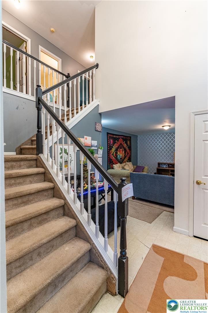2014 Gorden Ridge Drive