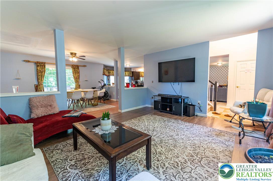 2014 Gorden Ridge Drive