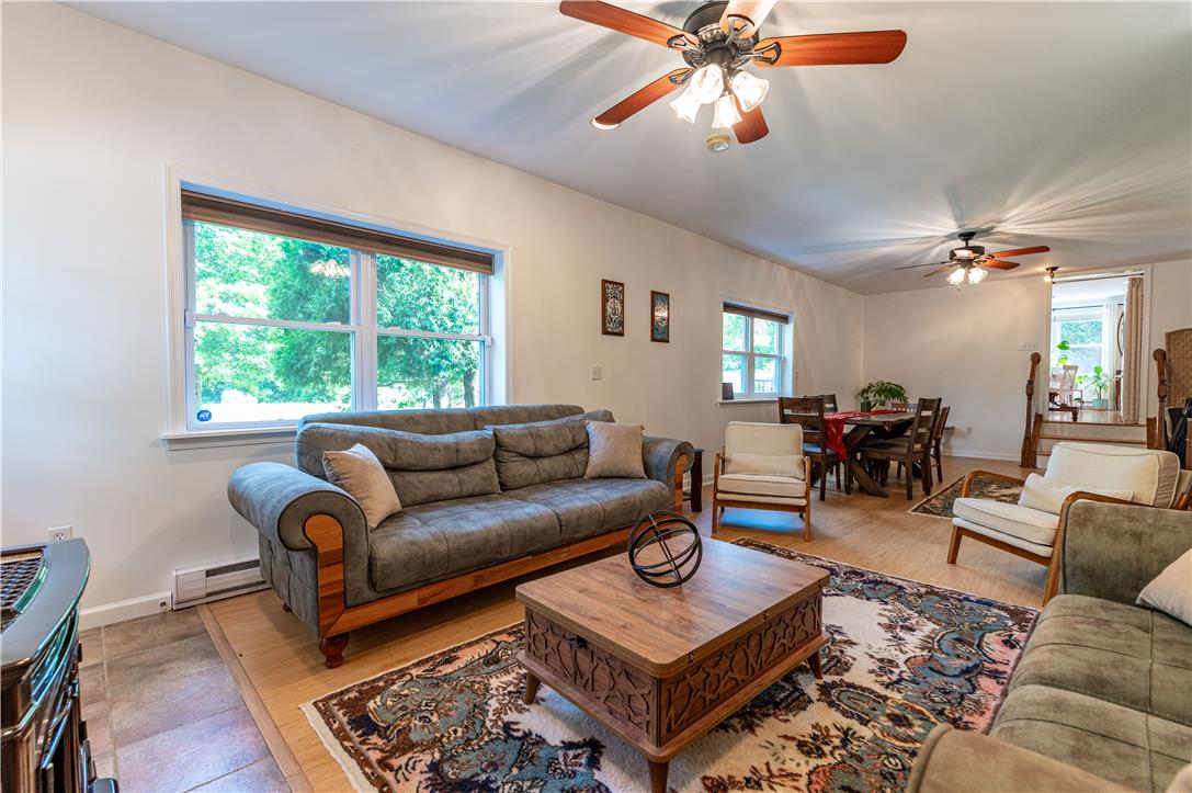 2153 Valley View Drive South