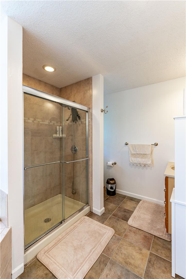 2153 Valley View Drive South