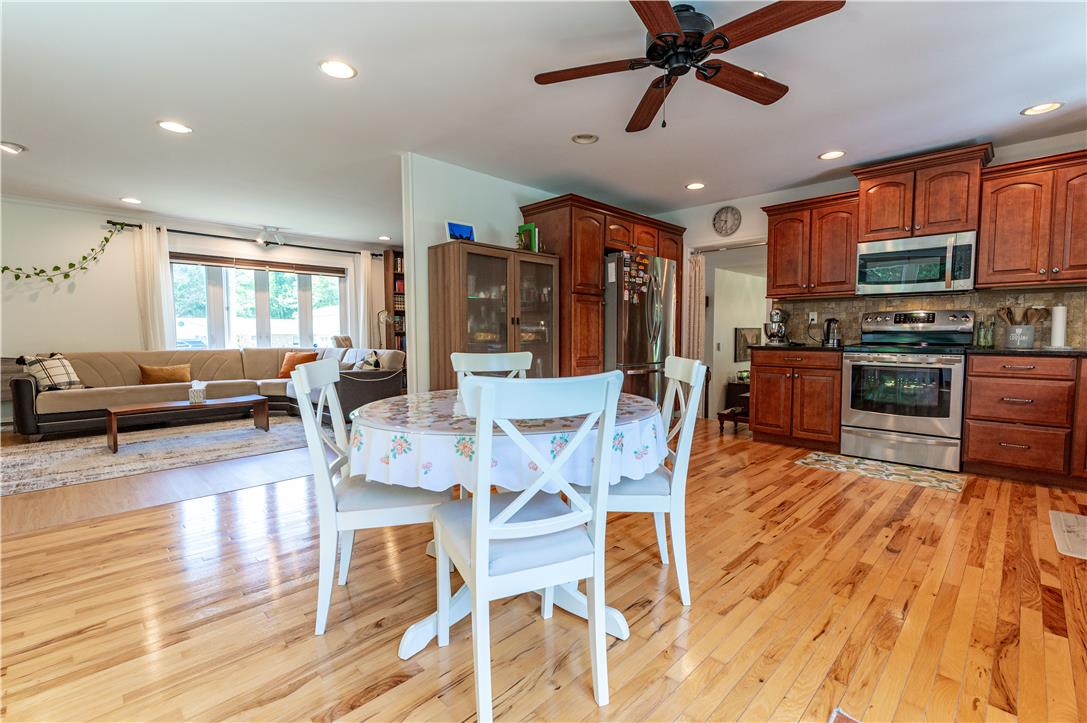 2153 Valley View Drive South