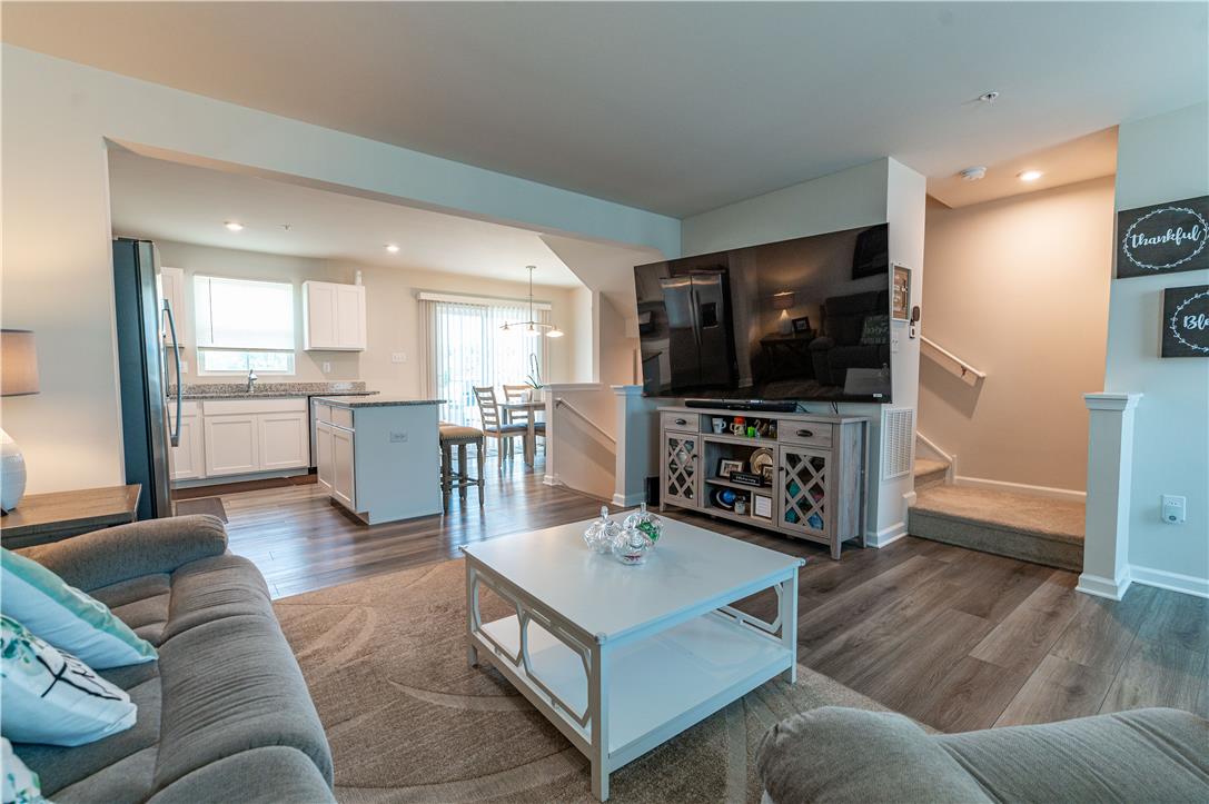 2108 Cross Country Road