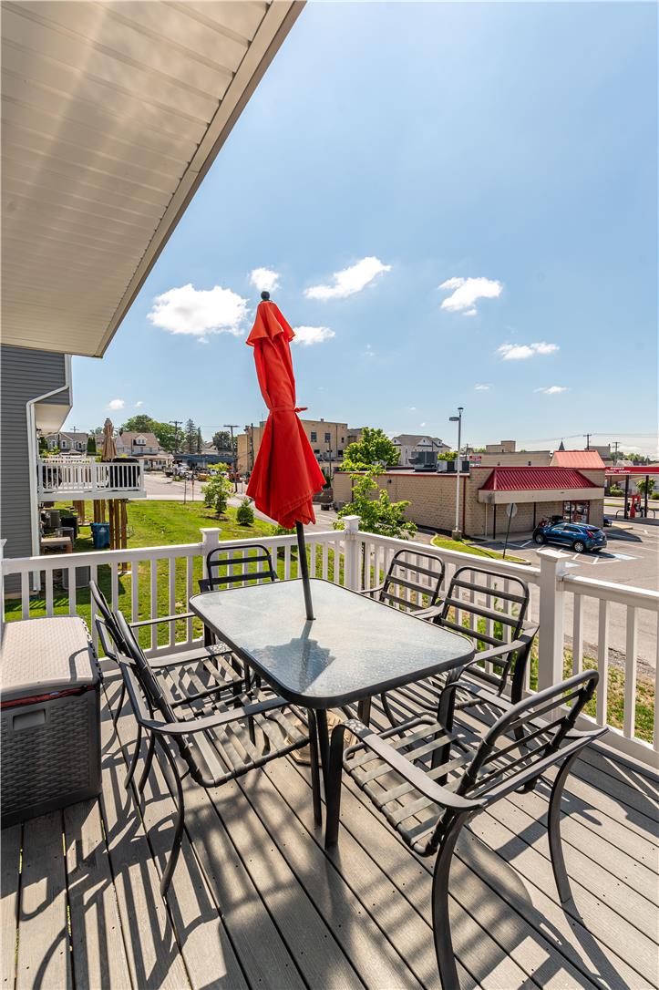 2108 Cross Country Road