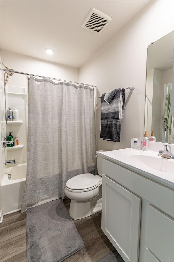 2108 Cross Country Road