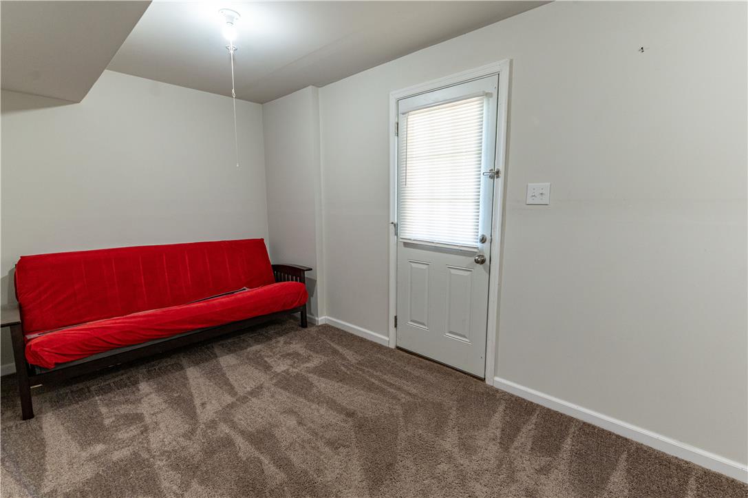 2108 Cross Country Road