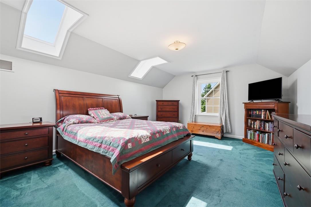 2571 Halleck Drive