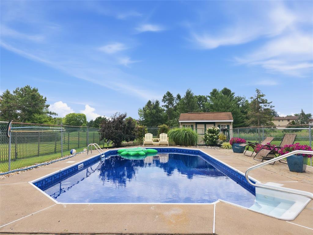 2571 Halleck Drive