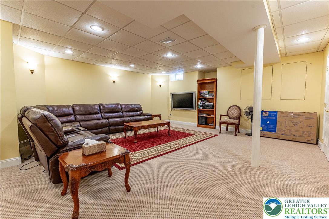 4140 Douglas Drive