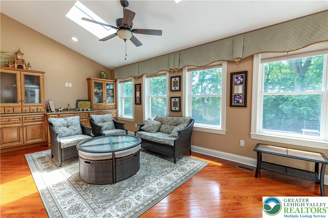 4140 Douglas Drive