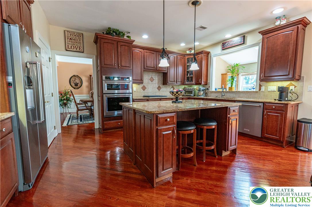 4140 Douglas Drive