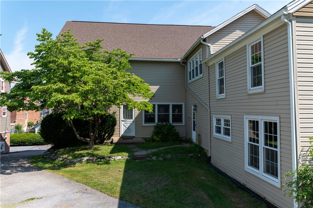 6350 Robin Lane