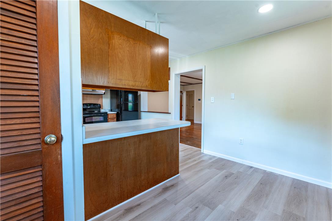6350 Robin Lane
