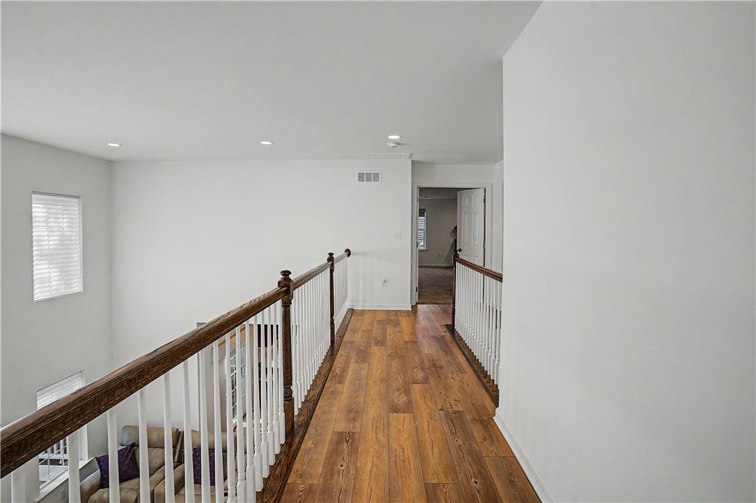 2668 Hollow View Drive