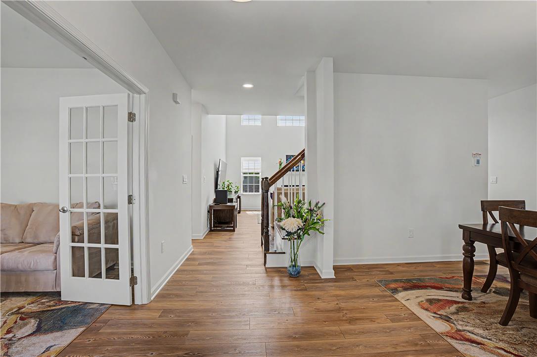 2668 Hollow View Drive