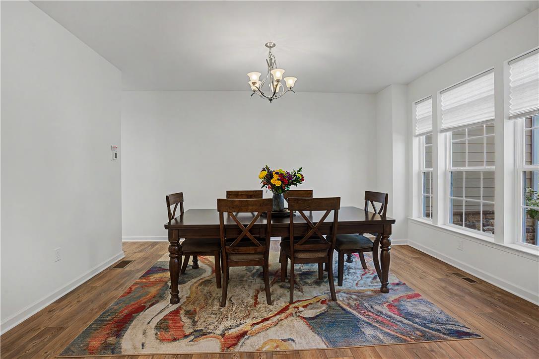 2668 Hollow View Drive