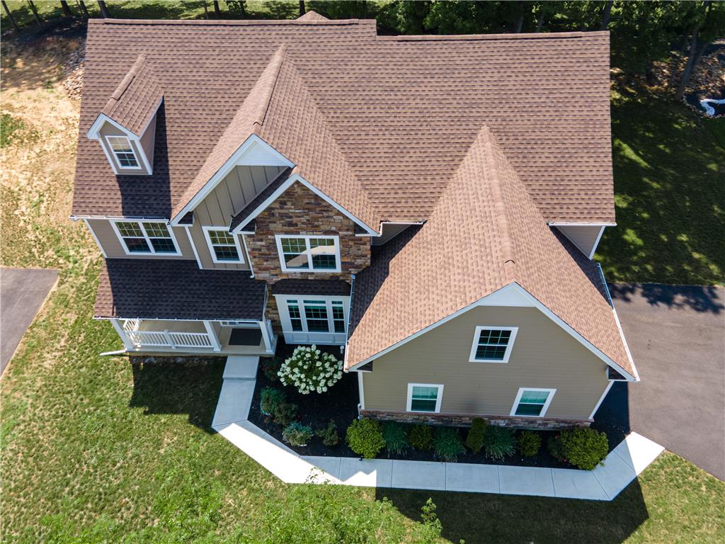 2668 Hollow View Drive
