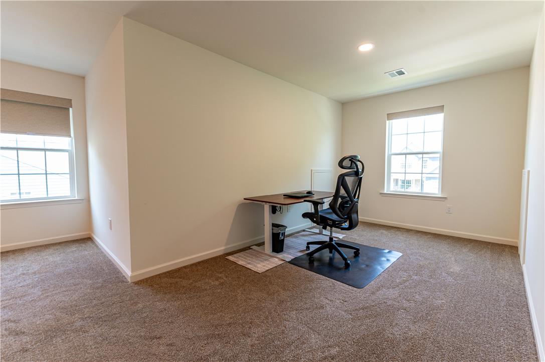 2668 Hollow View Drive