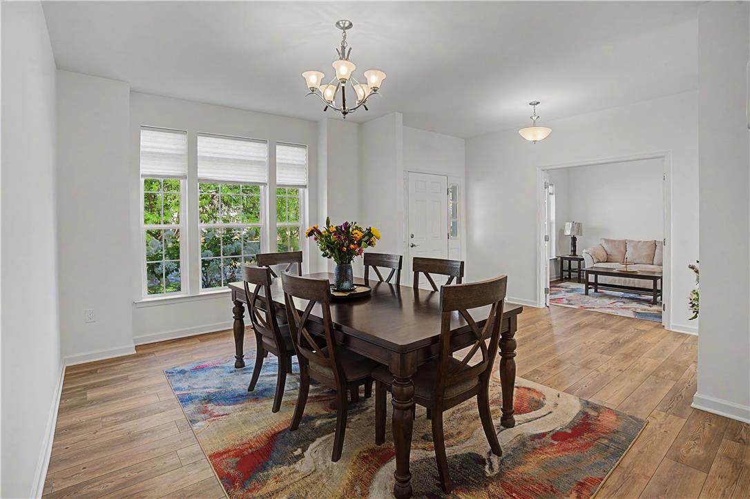 2668 Hollow View Drive