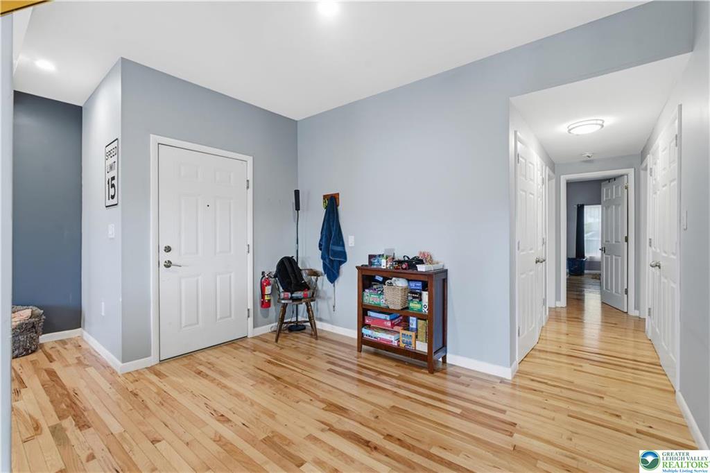 623 Walnut Ave B2