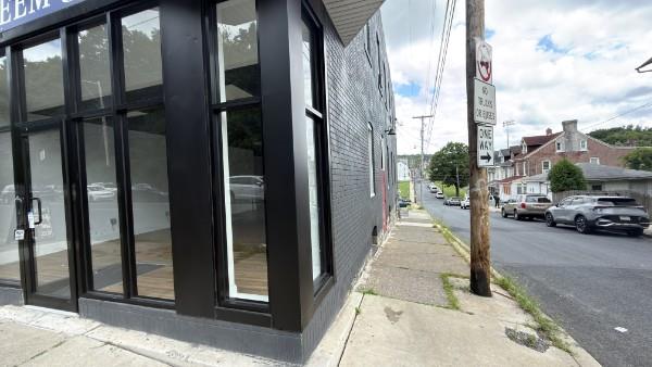 204 East Hamilton Street 202