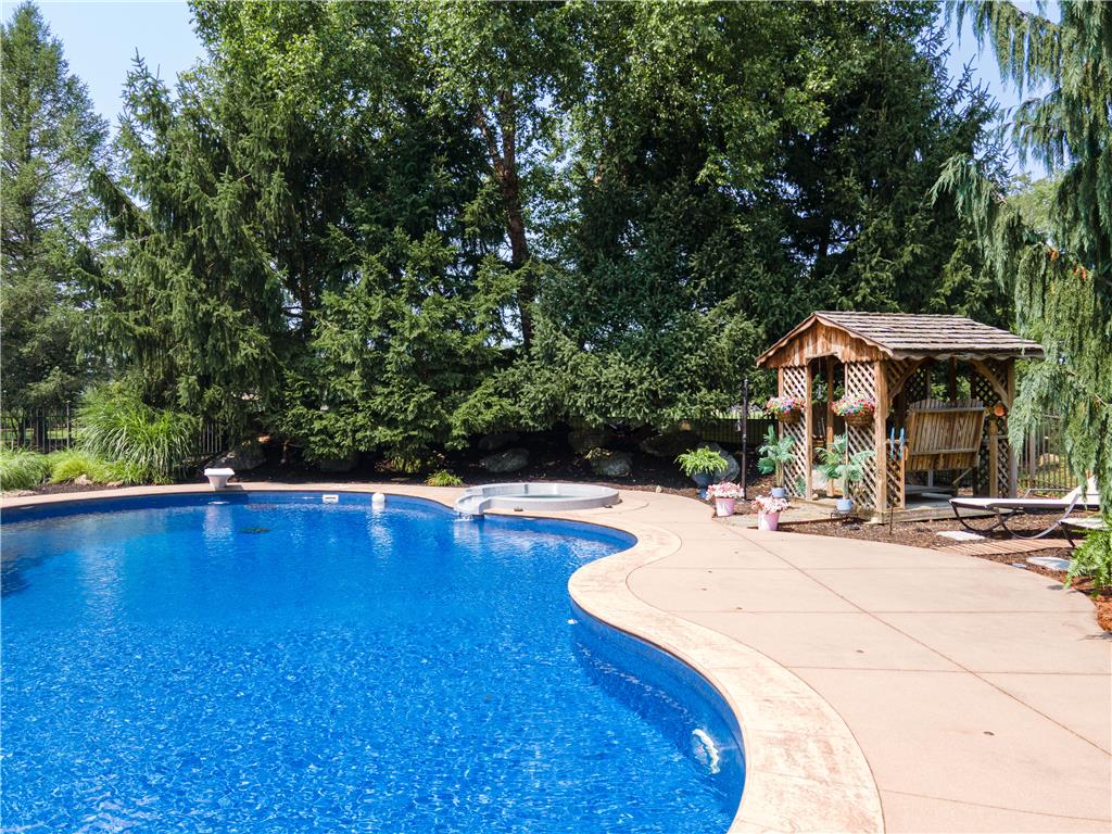 129 Chase Hollow Drive